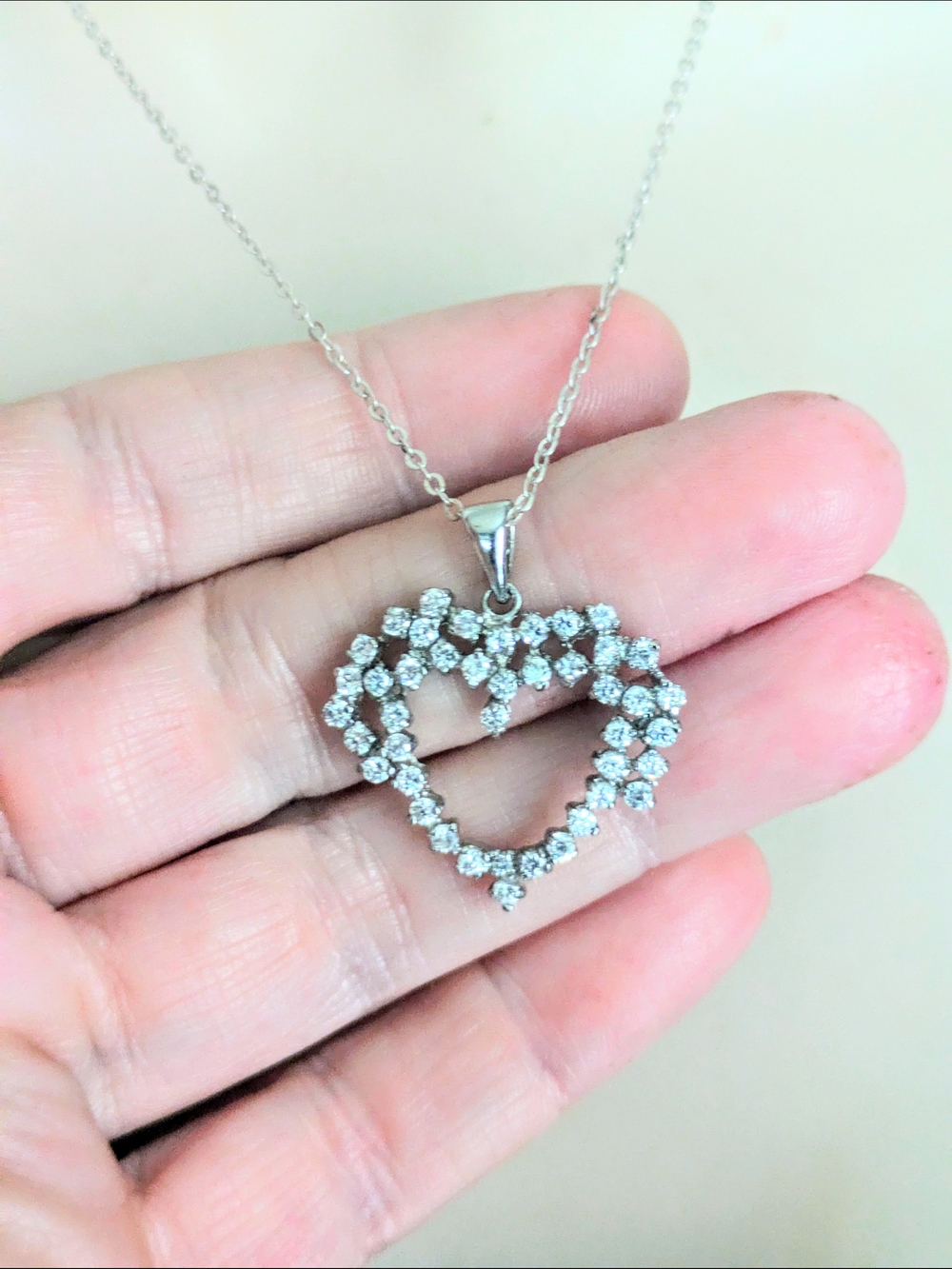 Vintage 925 Sterling Silver Round-Cut C.Z. Open Heart Pendant Chain Necklace